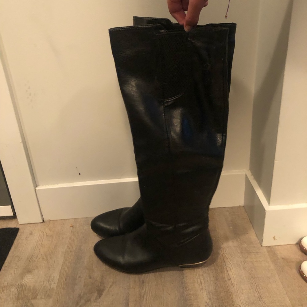 Black Knee-High Women's Boots